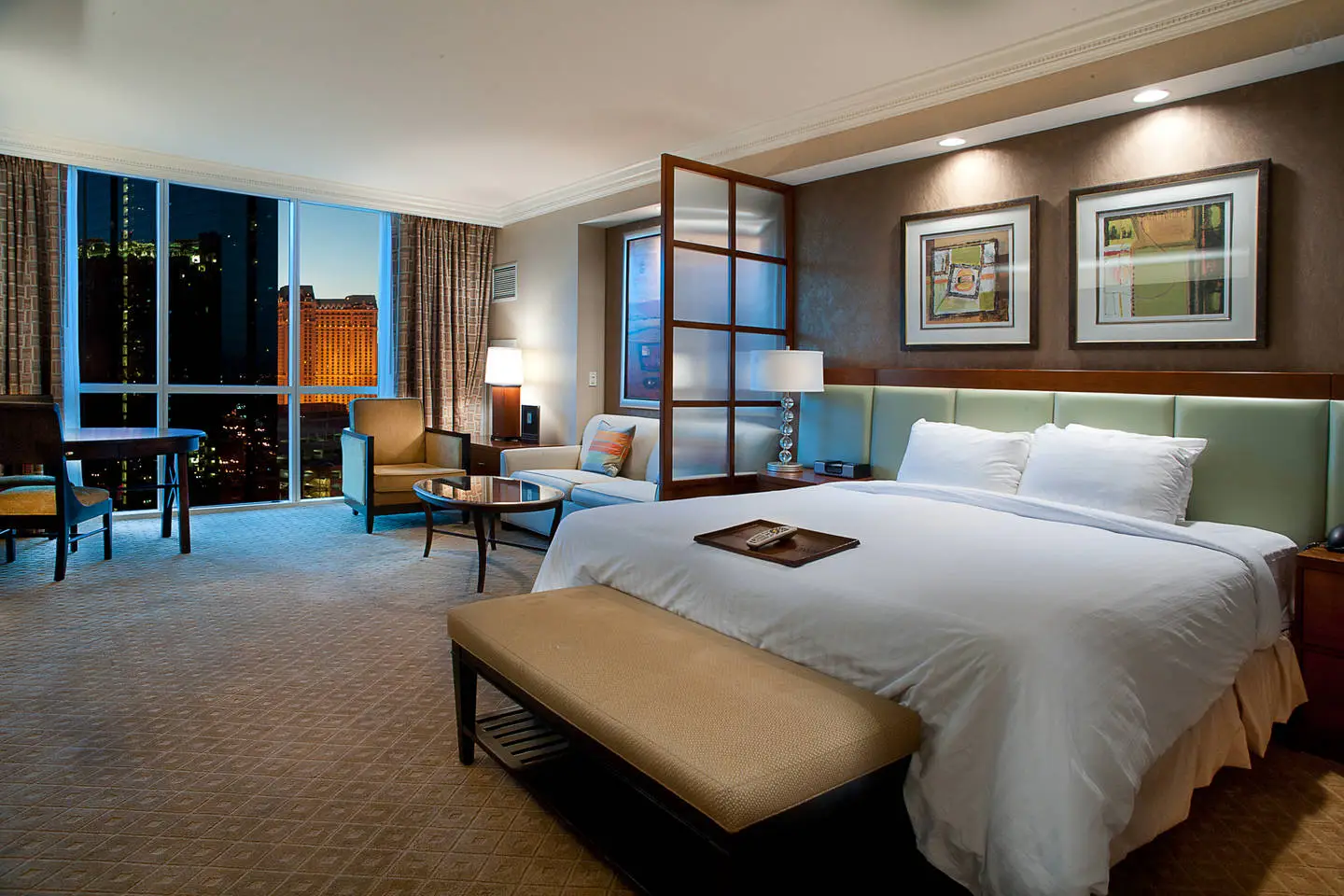 best-website-features-for-hotels-and-airbnb-businesses
